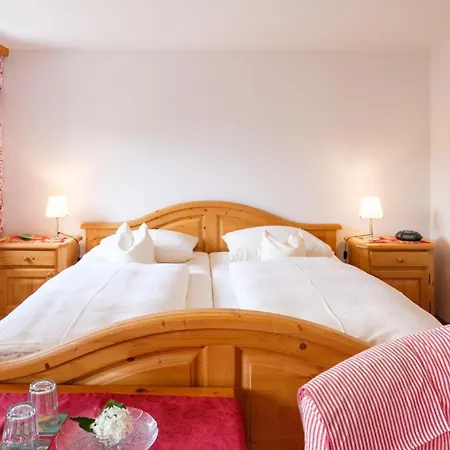 Vendégház Gaestehaus Maier Zum Bitscher 3*