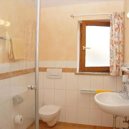 Πανσιόν Gaestehaus Maier Zum Bitscher 3*
