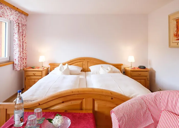 בית הארחה Gaestehaus Maier Zum Bitscher 3*