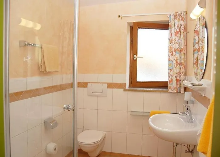 בית הארחה Gaestehaus Maier Zum Bitscher 3*